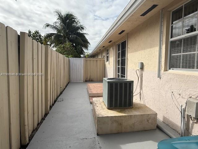 Building Photo - 11252 SW 2nd St