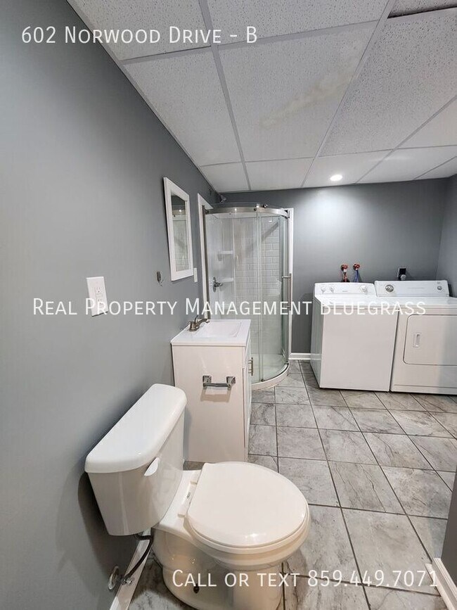 Building Photo - 602 Norwood Dr