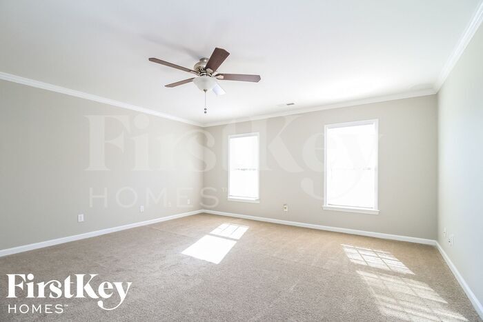 Building Photo - 5213 Pembrooke Forest Ct