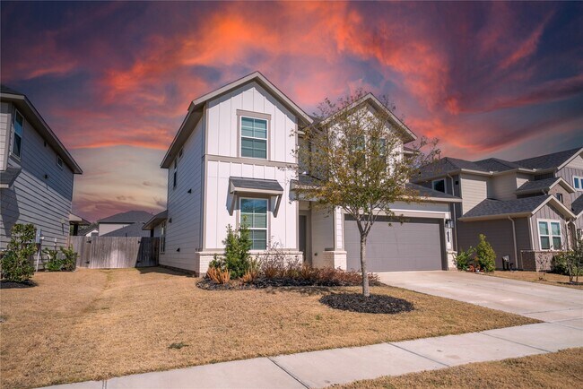 Building Photo - 21802 Blue Daisy Ct