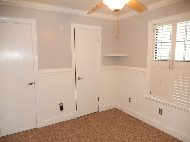 Building Photo - 5527 Denargo Dr