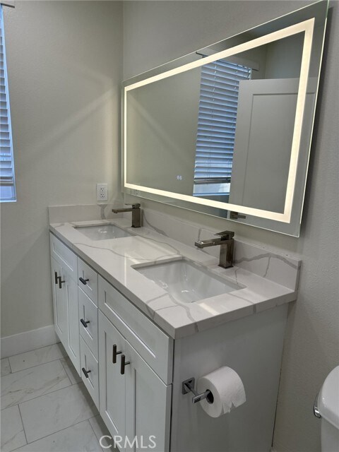 Building Photo - 38 Sobrante