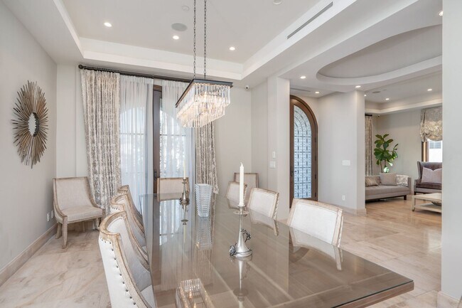 Building Photo - Beverly Hills Luxury Villa with Resort-Style Pool & Spa