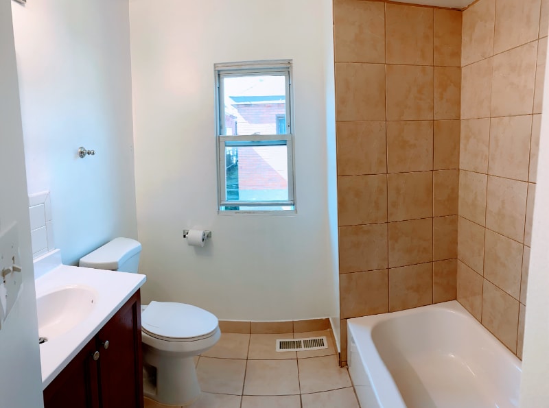 Building Photo - 3630 S Paulina St