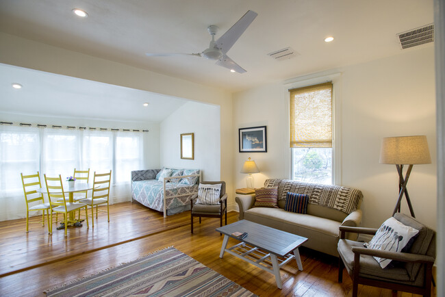 Living room/Dining area - 403 Gillespie St