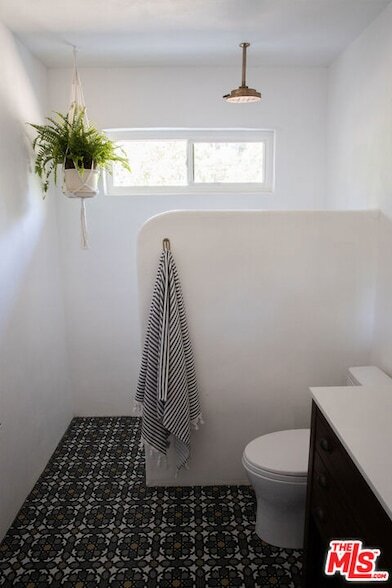 Building Photo - 1420 Cuyama Rd