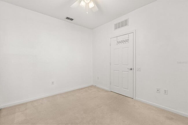 Building Photo - 409 Hilgard Cove