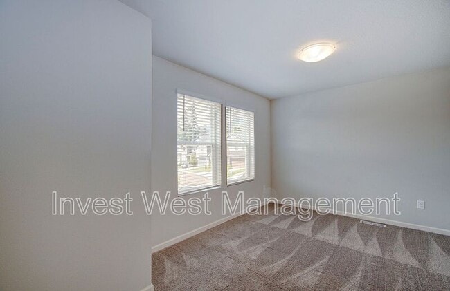 Building Photo - 6834 N 89th Loop
