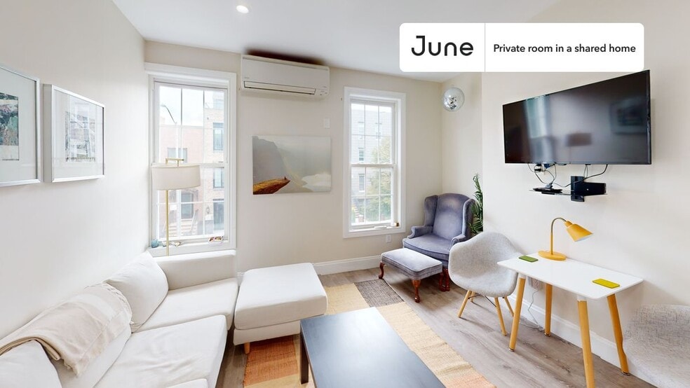 Building Photo - Room in Shared 3 bed/2 bath home in Greenpoint