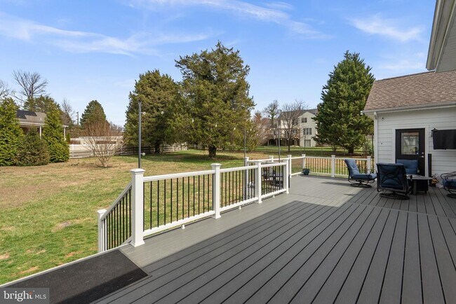 Building Photo - 17601 Crystal Spring Terrace