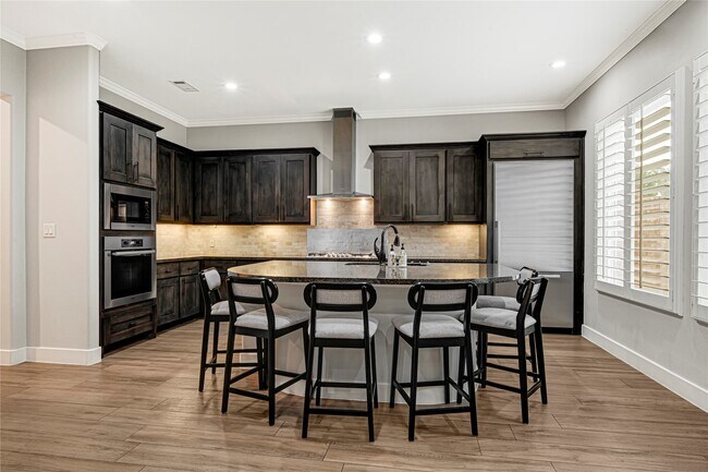 Building Photo - 11218 Gallant Ridge Ln
