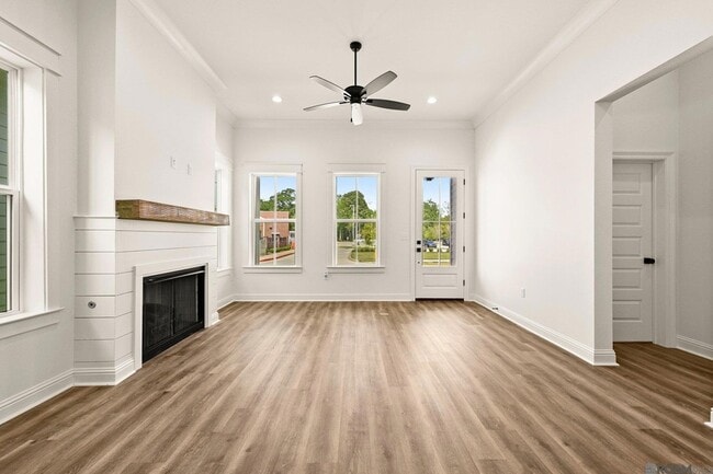 Building Photo - 13932 Mullins Dr