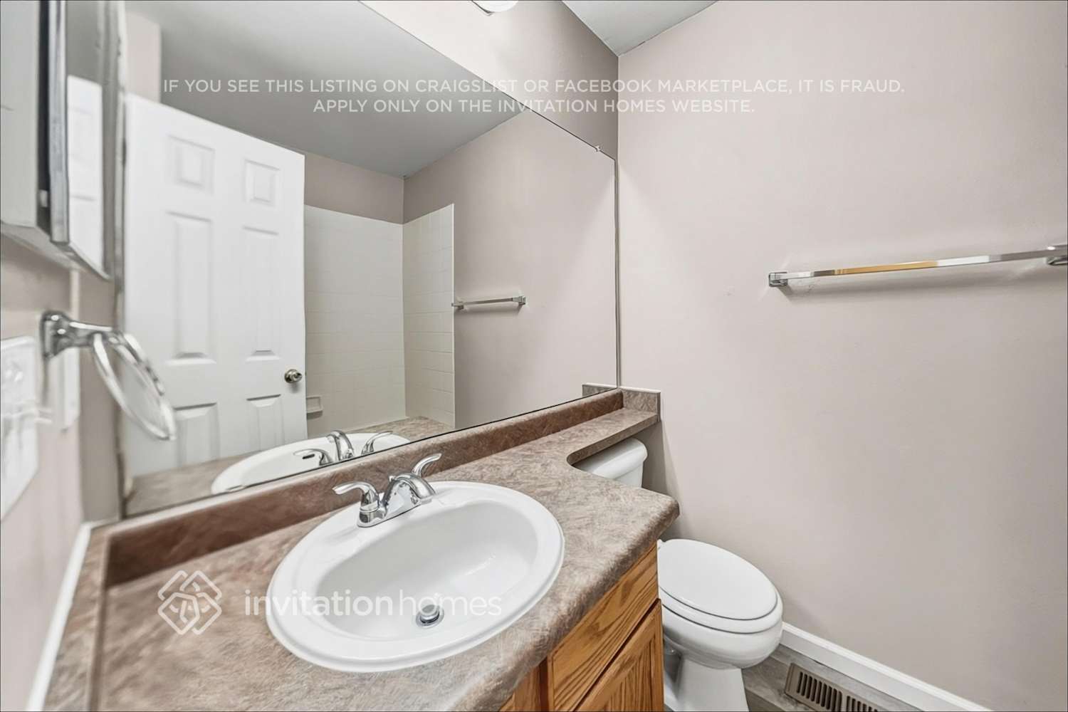 Building Photo - 7395 Middle Bay Way