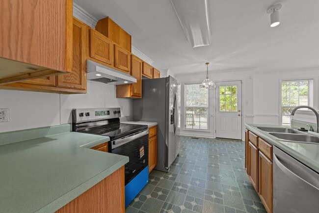 Building Photo - Spacious 3-Bedroom Home with Bonus Room and Community Perks