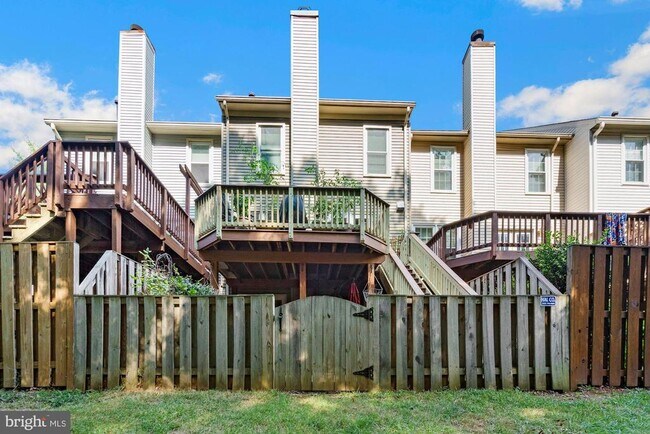Building Photo - 7228 Lensfield Ct