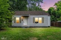 Building Photo - Pictures Coming Soon