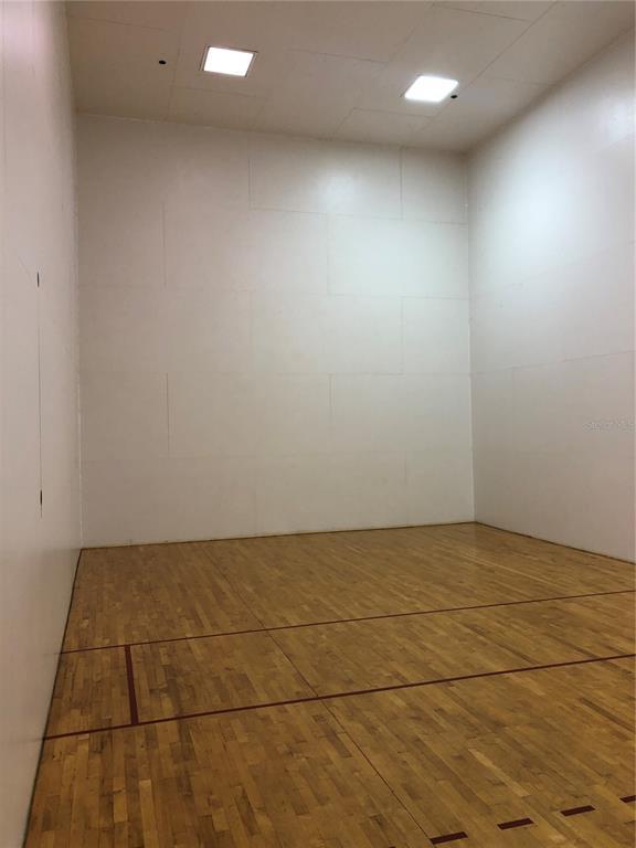 Building Photo - 5572 Metrowest Blvd