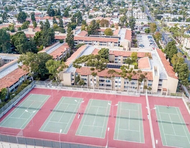 Tennis Courts - 1775 Diamond St