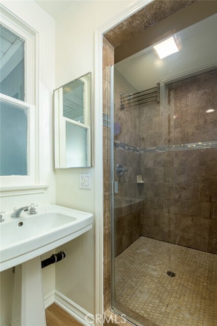 Building Photo - 3461 Angelus Ave