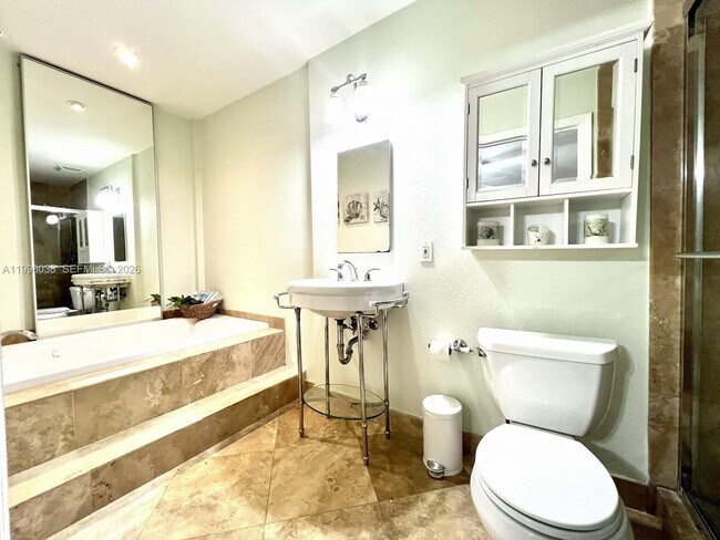 Building Photo - 1361 N Fieldlark Ln