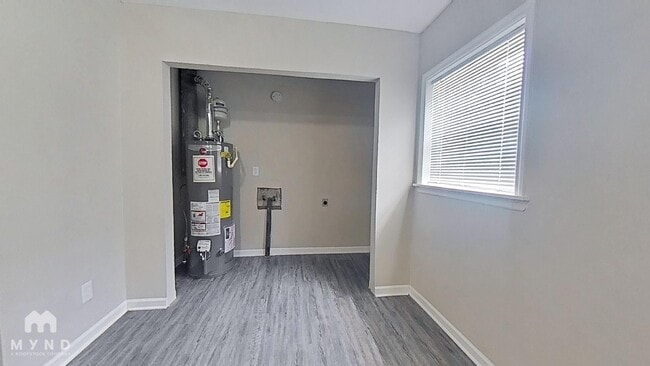 Building Photo - 1006 Longleaf Dr