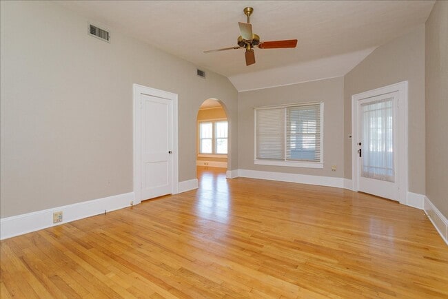 Building Photo - Run don't walk for this one of a kind beautifully maintained Old Florida Charmer on a park like d...