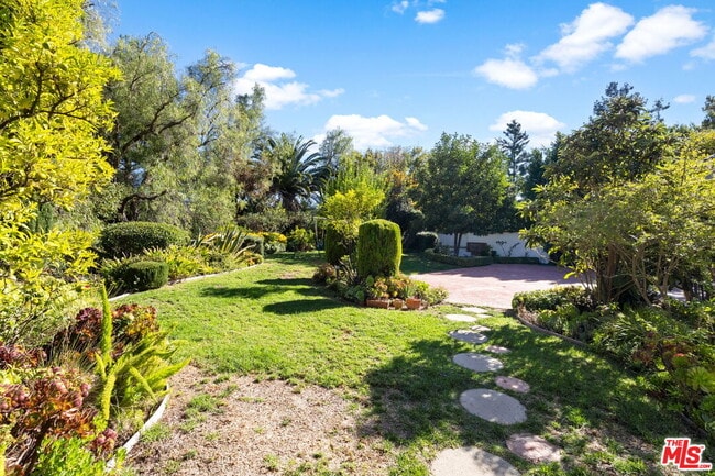 Building Photo - 4548 Ellenboro Way