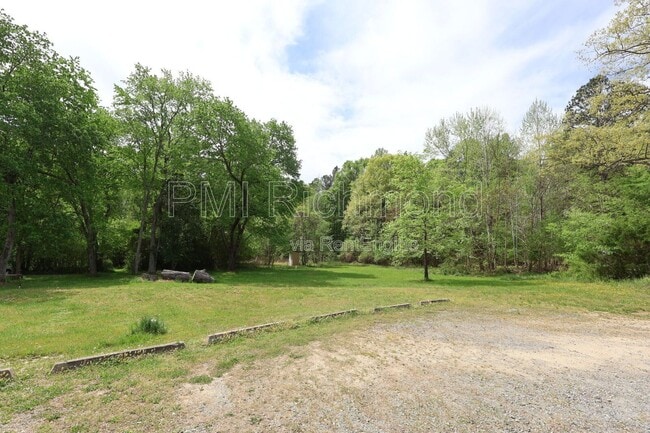 Building Photo - 13003 W Patrick Henry Rd