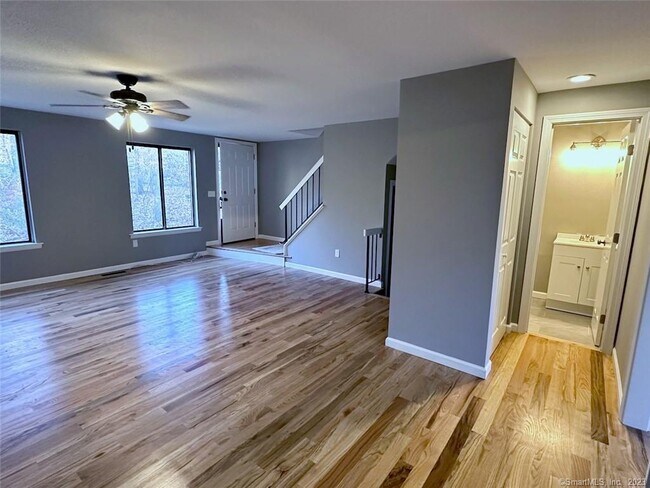 Building Photo - 26 Conestoga Way