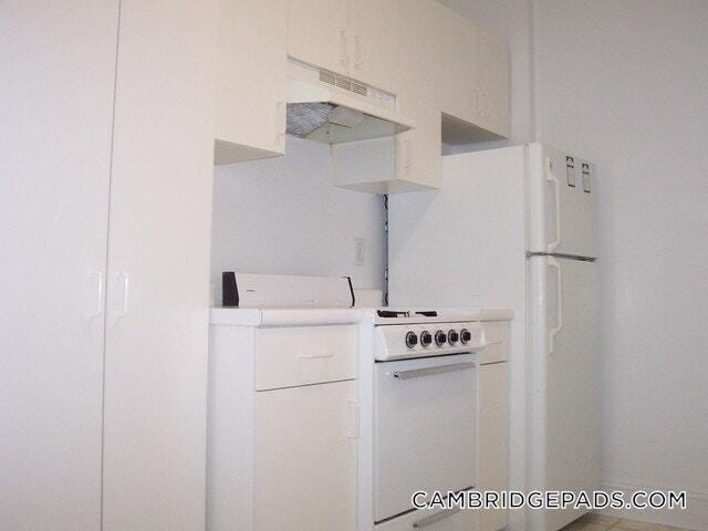 Building Photo - 18 Chauncy St