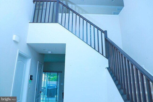 Building Photo - 11801 Asbury Dr