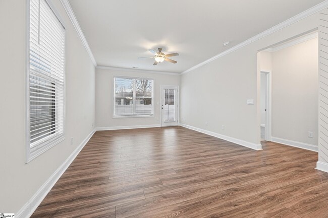 Building Photo - 218 Reynard Trl