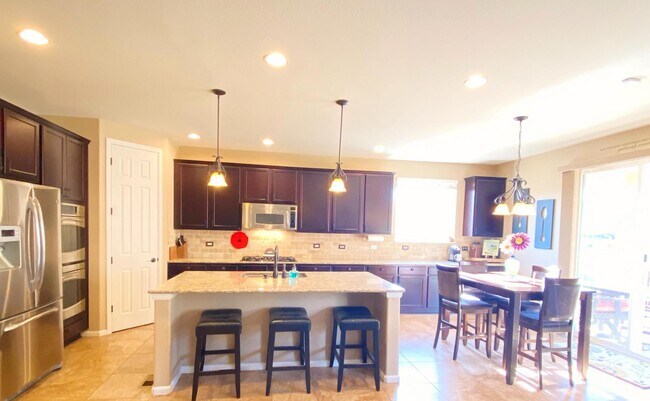 Building Photo - 6106 Wolf Village Dr