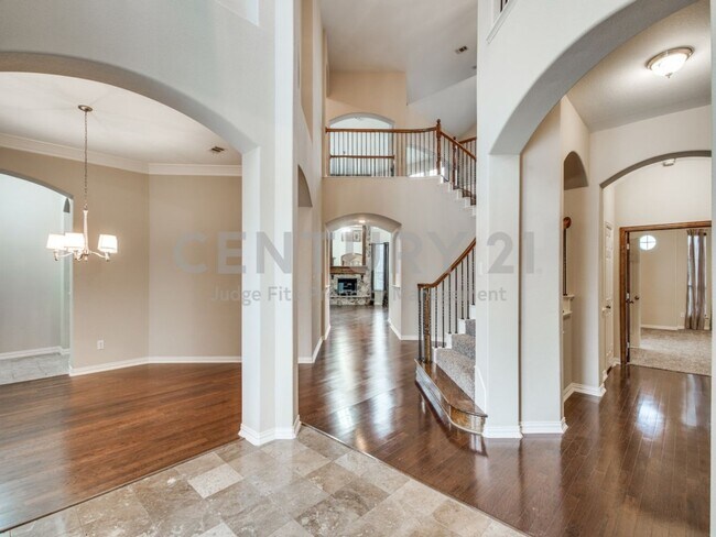 Building Photo - Beautifully Designed 2-Story 5/5/2 in Midlothian For Rent!