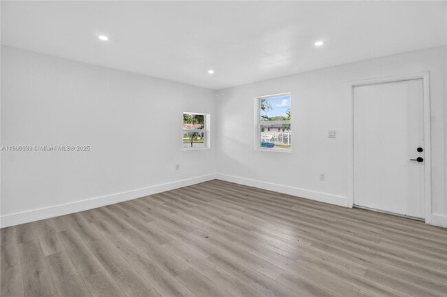 Building Photo - 428 NW 97th St