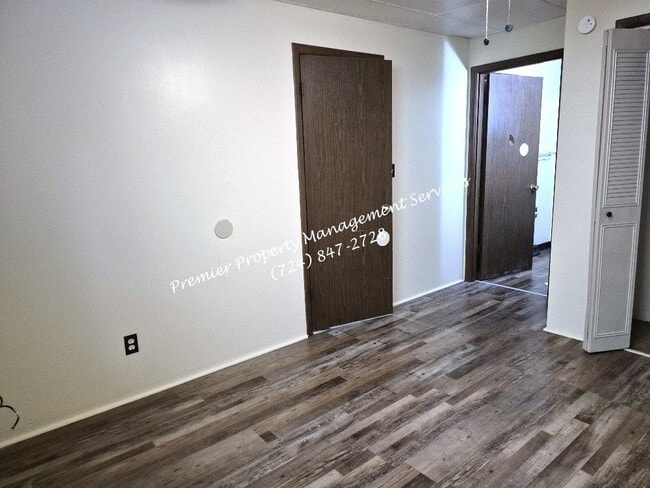 Building Photo - 485 New York Ave
