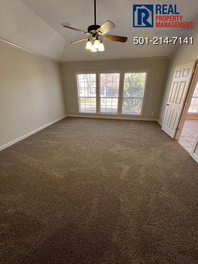 Building Photo - 198 Deauville Dr