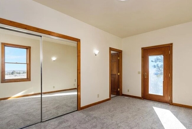Building Photo - Private 19-Acre Retreat Minutes from Billings & Laurel