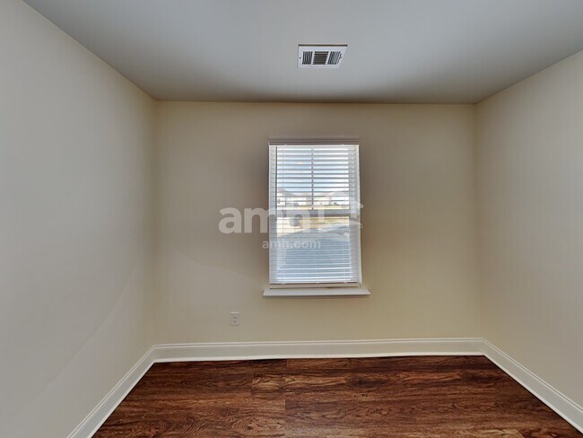 Building Photo - 4845 Chutney Dr