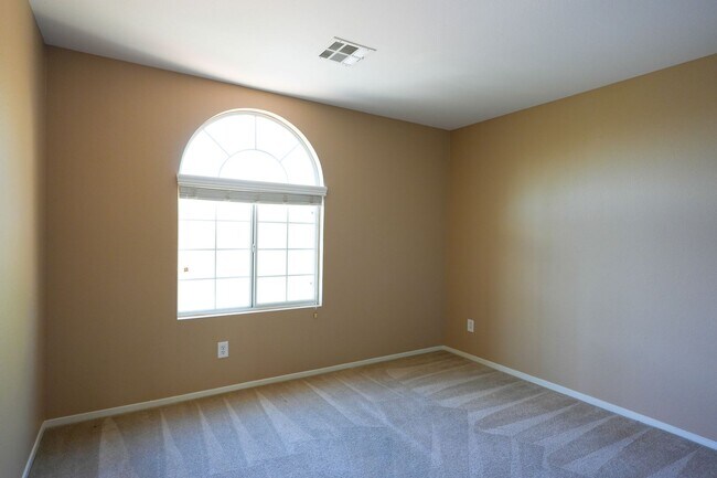 Building Photo - 7958 Valladolid Ave