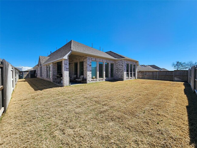 Building Photo - 522 Jefferson Dr