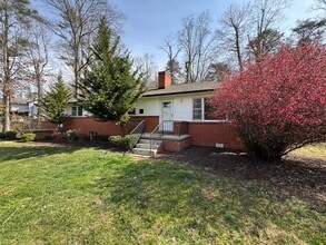 Building Photo - East AVL Spacious Apartment Ready for Occupancy!