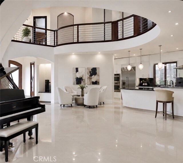 Building Photo - 5455 E Sorrento Dr