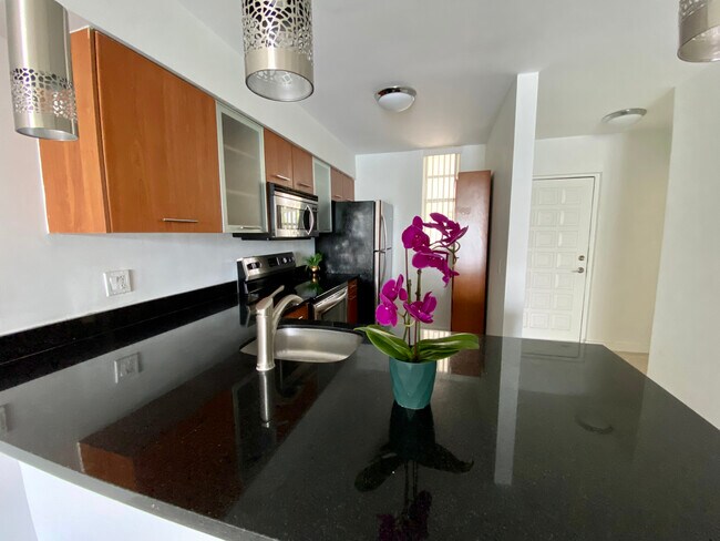 Building Photo - 750 NE 64th St