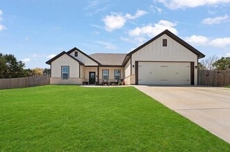 Building Photo - 2612 Dove Trail