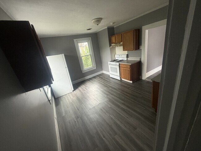 Building Photo - 2153 W 96th St