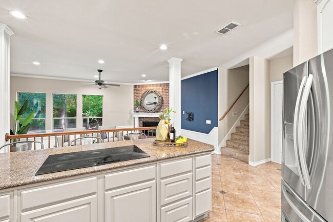 Building Photo - 7030 Pecan Creek Cir