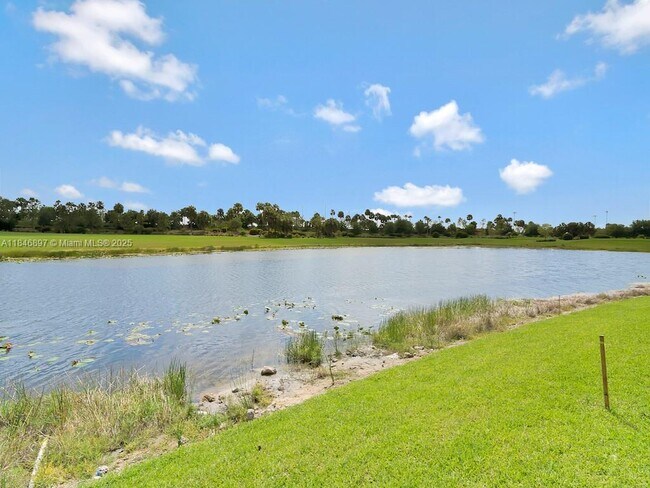 Building Photo - 10400 S Barnsley Dr