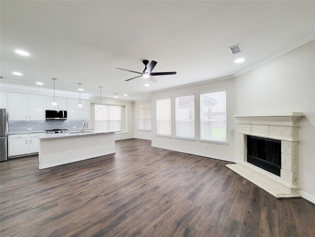 Building Photo - 21422 Beverly Chase Dr