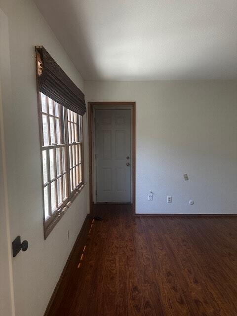 Building Photo - 8555 Circle R Course Ln